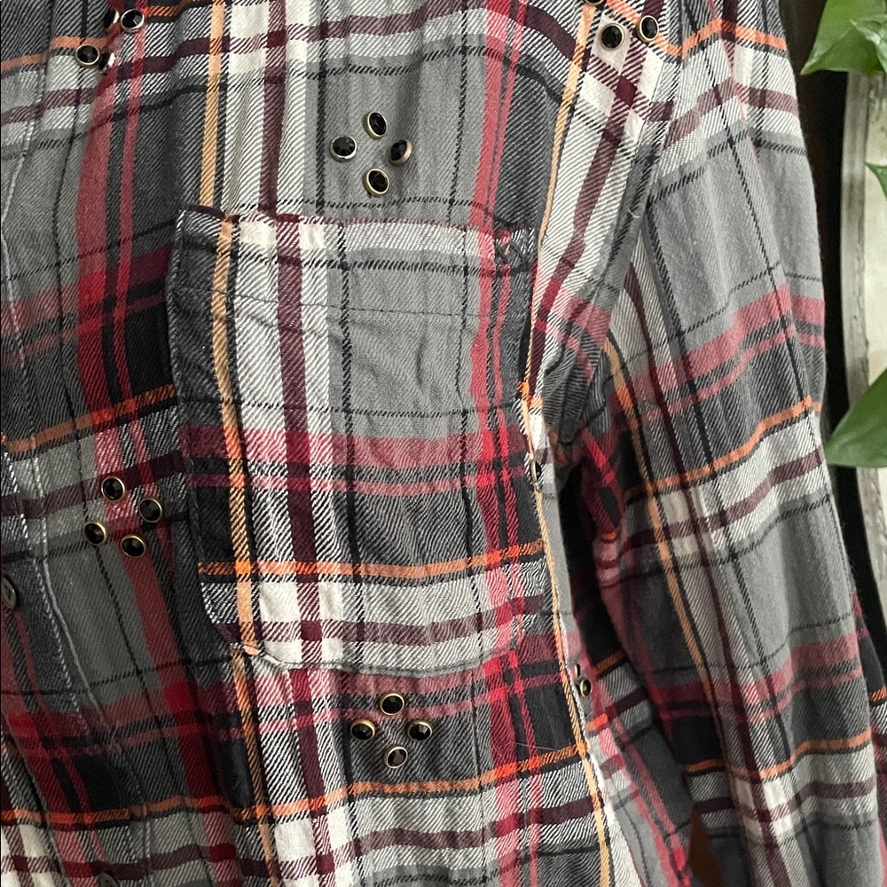 Elizabeth and James Plaid Red and Flannel Shirt Embellishments Size 0 - Picture 7 of 9